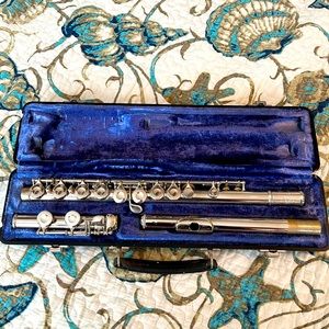 Selmer Bundy II Silver Flute